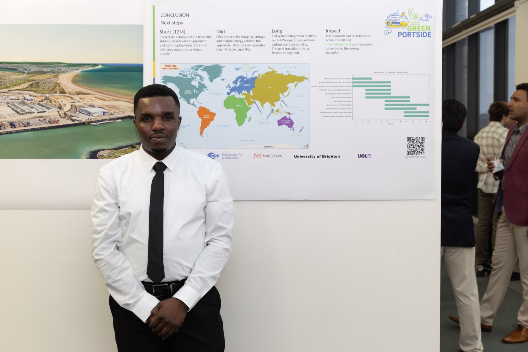 Kelvin Koroma presenting Green Portside renewable energy research at the University of Brighton